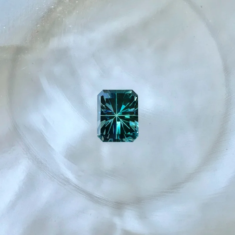 0.82ct Rich Teal Rectangular Starbrite™ Australian Sapphire