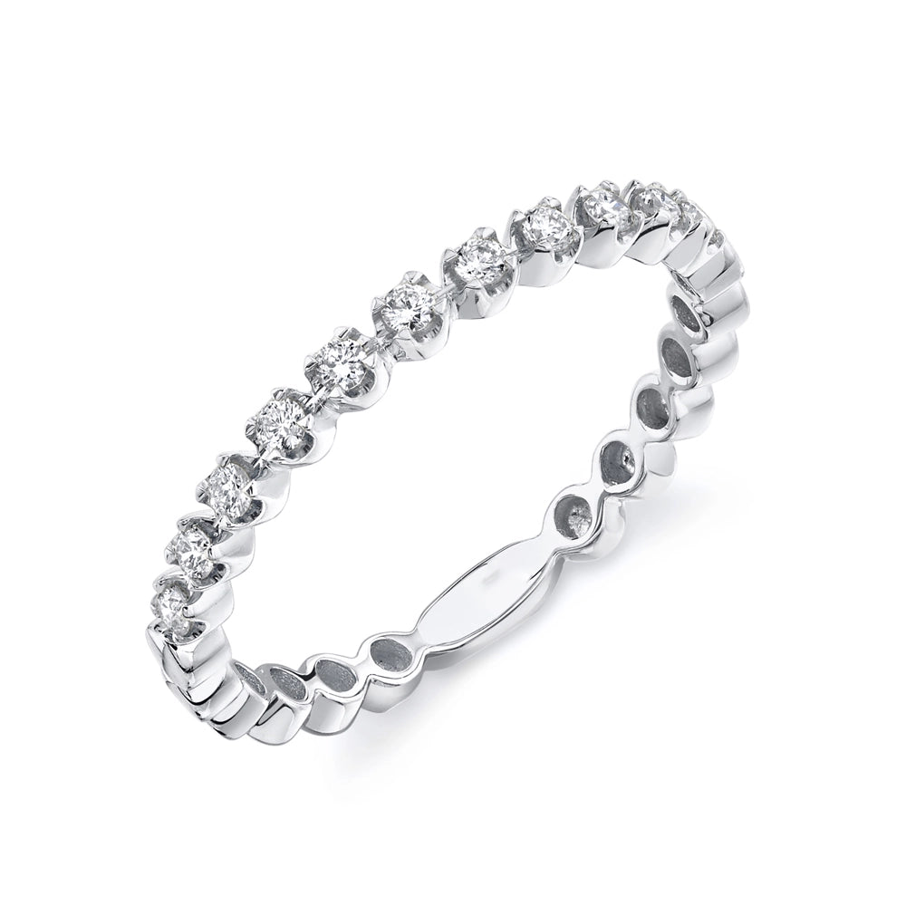 14K White Gold Round Diamond Band