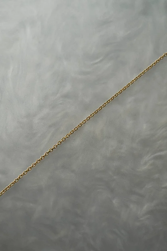 Petite Smooth Oval Chain