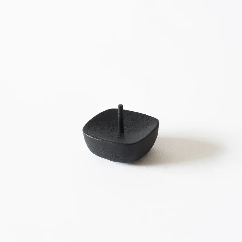 Medium Koma Iron Candle Stand