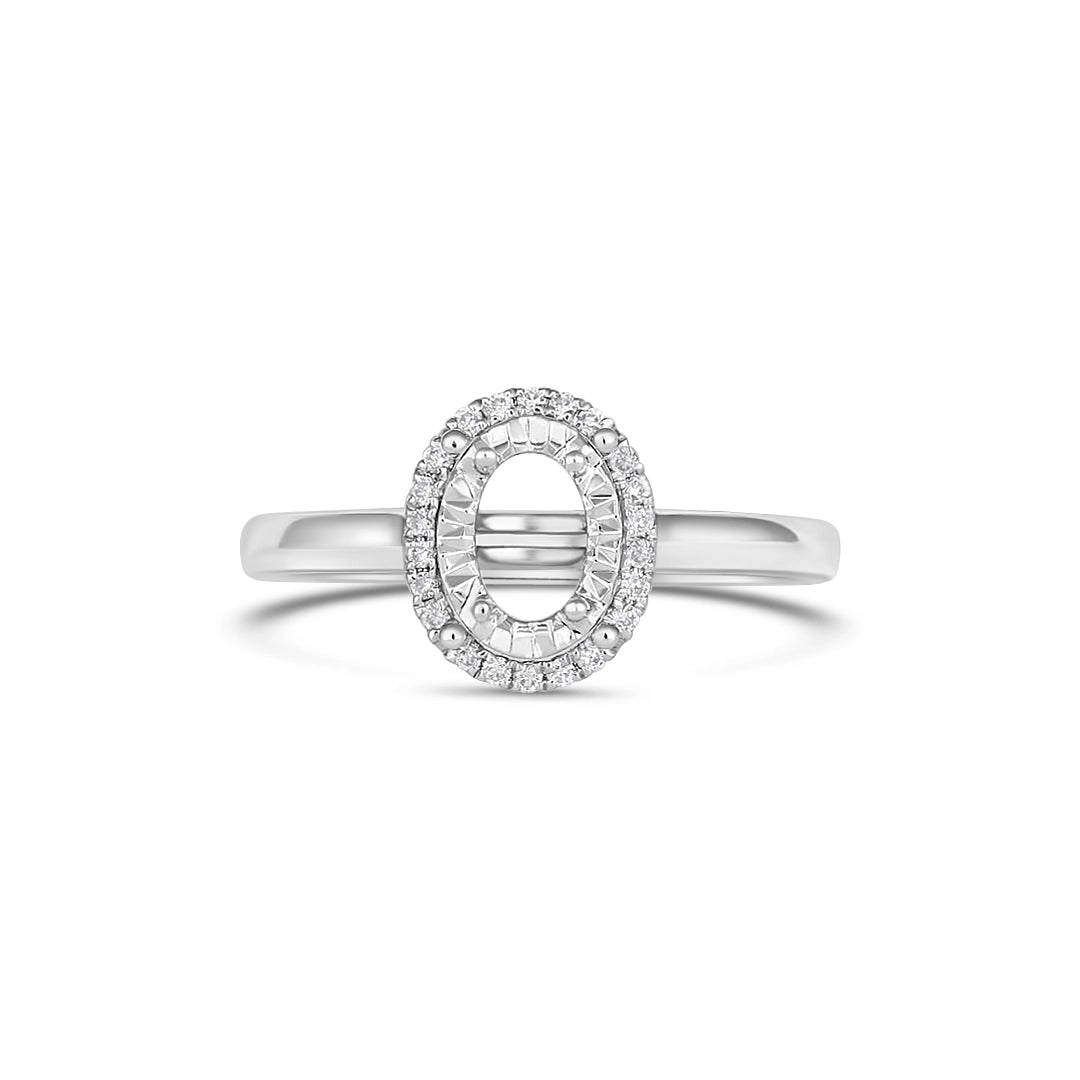 18K White Gold Oval Halo Ring, Illusion Set Center