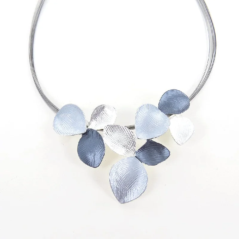 SILVER SHADES MULTI LILY NECKLACE