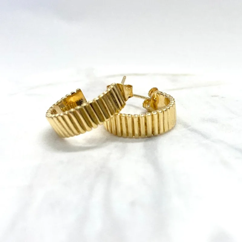 Small Horizontal Ribs Hoops in Gold Vermeil