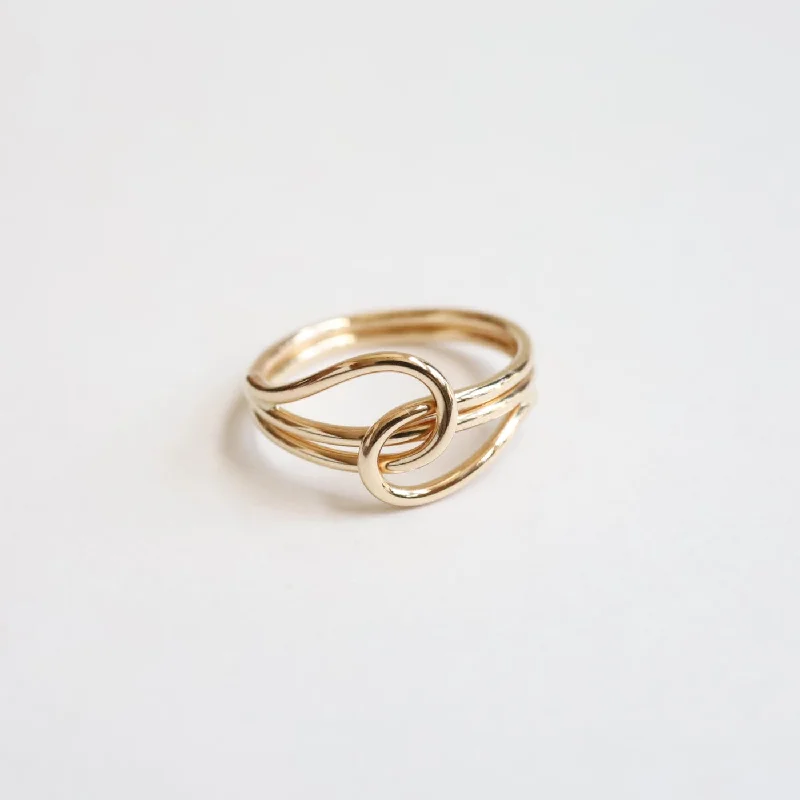 Interlocking Loops Ring - Gold Filled